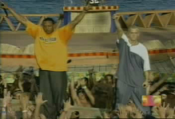 Dr. Dre ft. Eminem & Xzibit - What's The Difference live MTV Fashionably Loud Spring Break 1999 in Cancun, Mexico